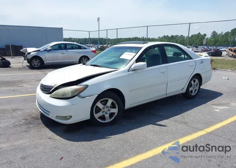 2002 Toyota Camry Se V6 z USA, uszkodzony, nr VIN 4T1BF32K02U005231